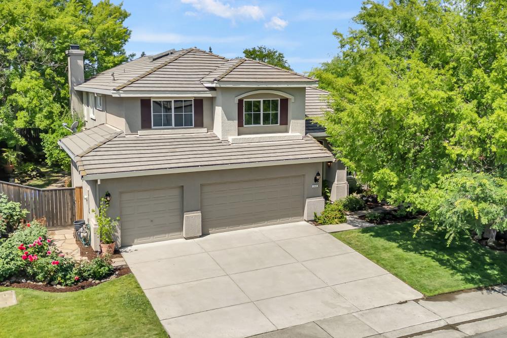 243 Luna Circle