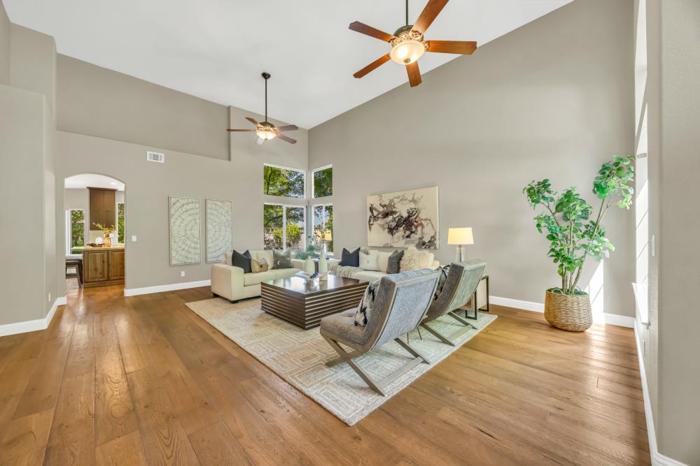 243 Luna Circle