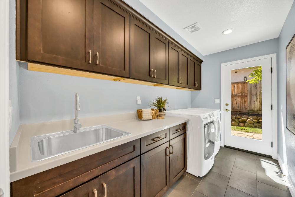 243 Luna Circle