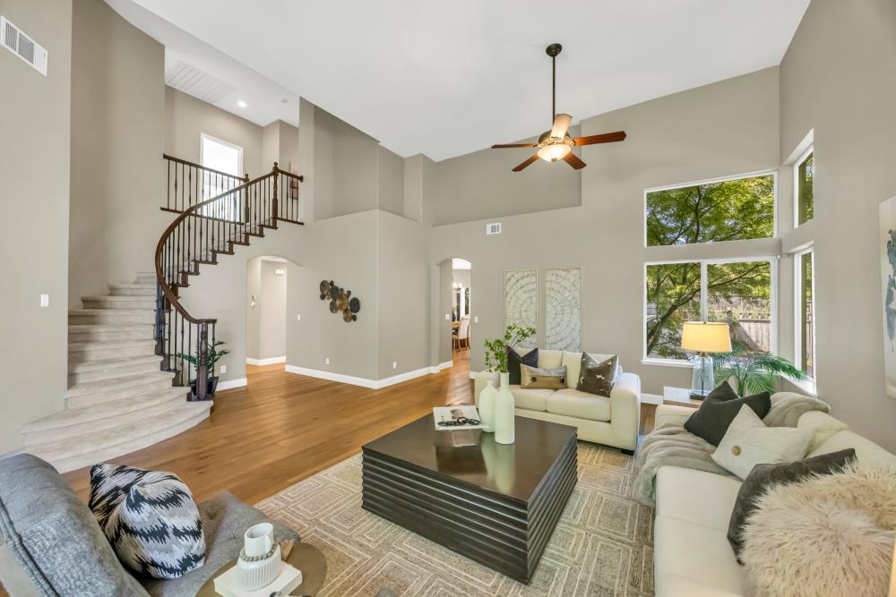 243 Luna Circle
