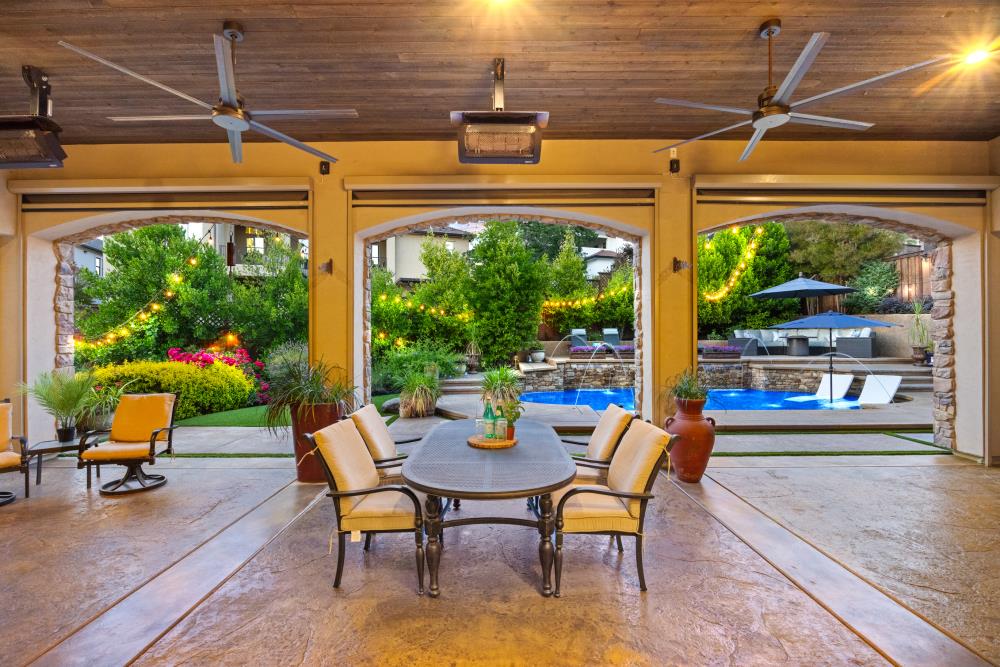 542 Ramos Drive