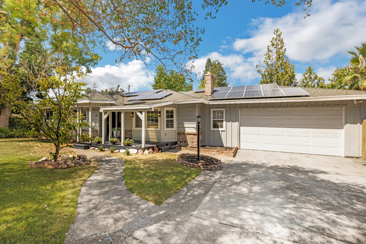 7595 Hill Road