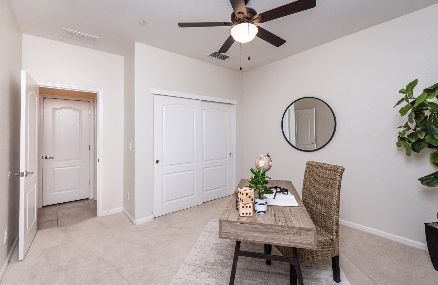 3672 Rosecrest