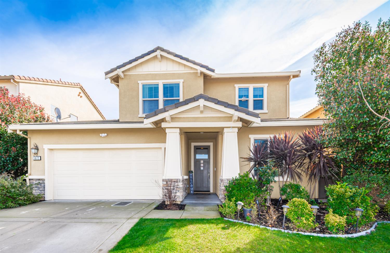3672 Rosecrest