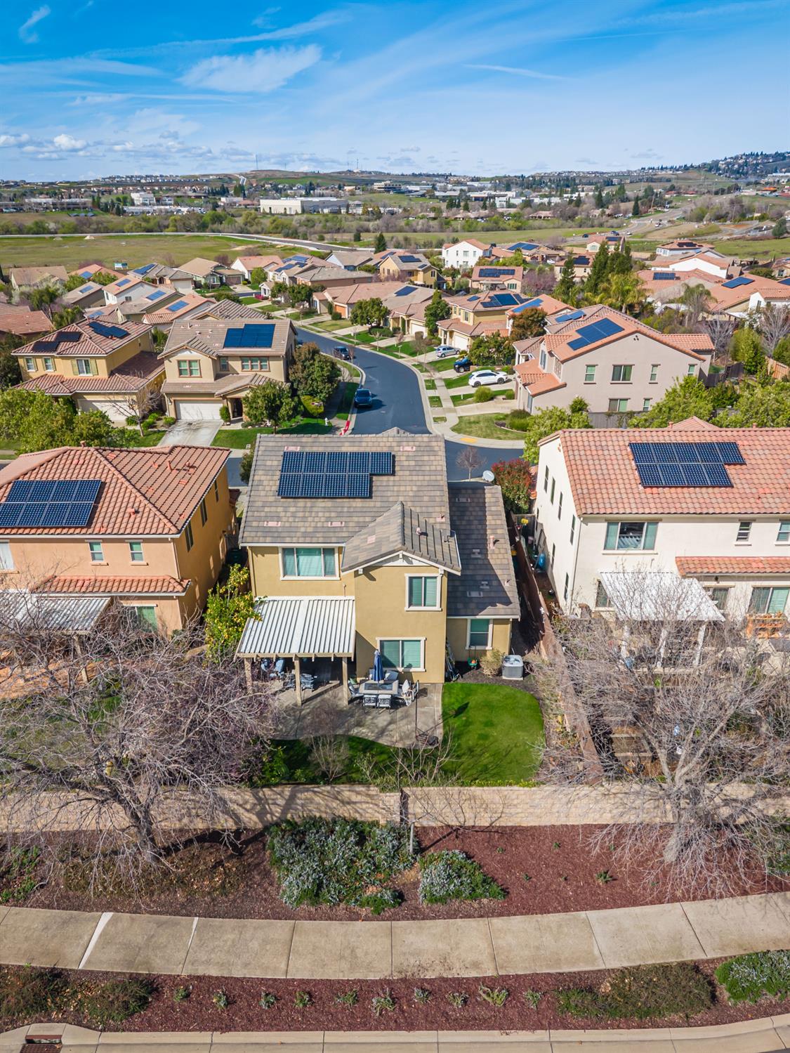 3672 Rosecrest
