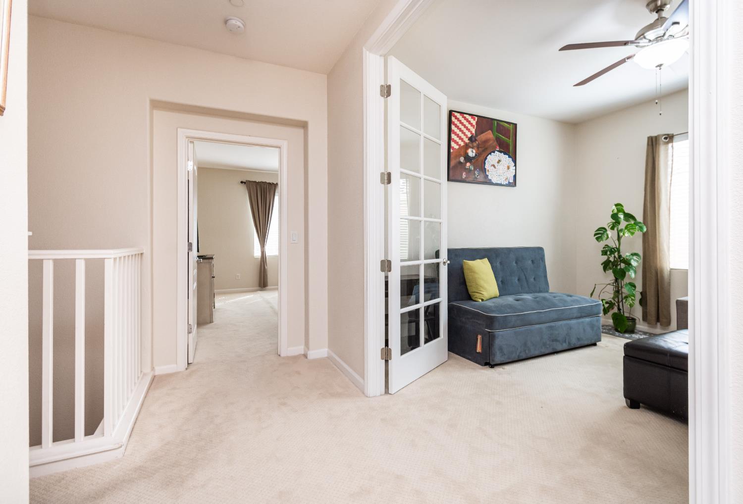 3672 Rosecrest