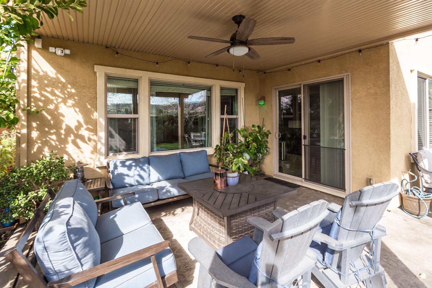 3672 Rosecrest