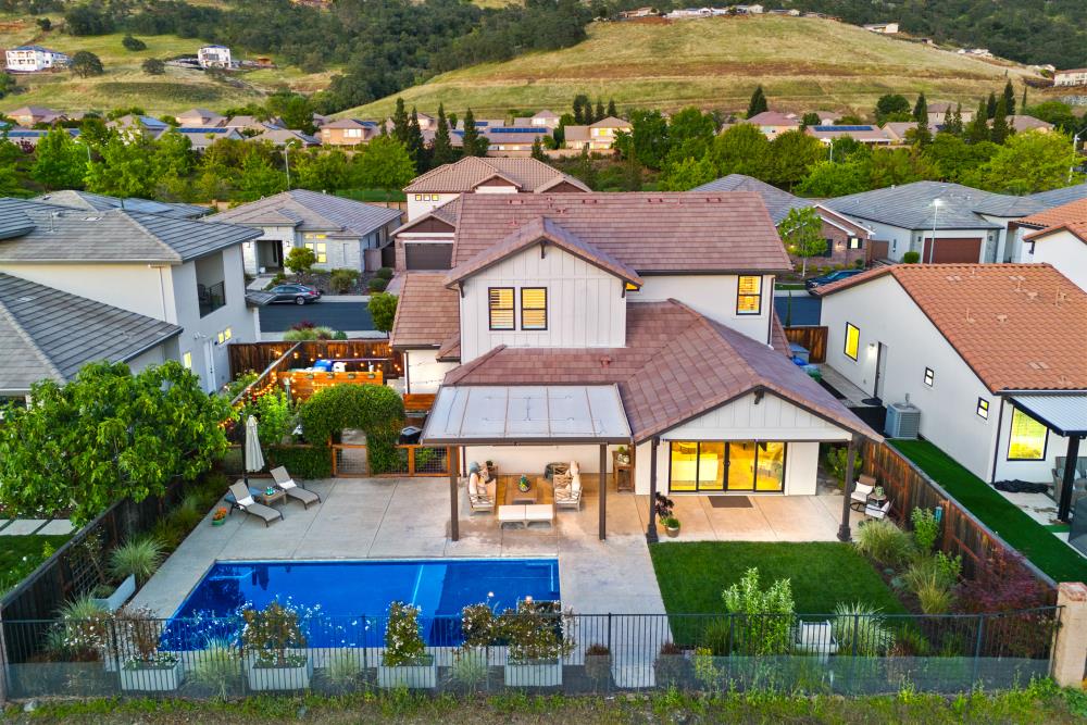 723 Oliver Court