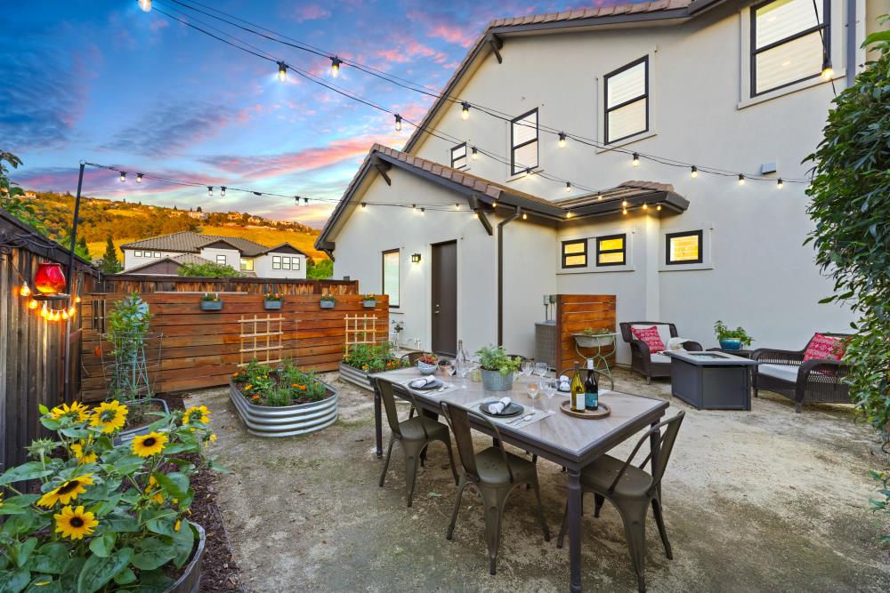 723 Oliver Court