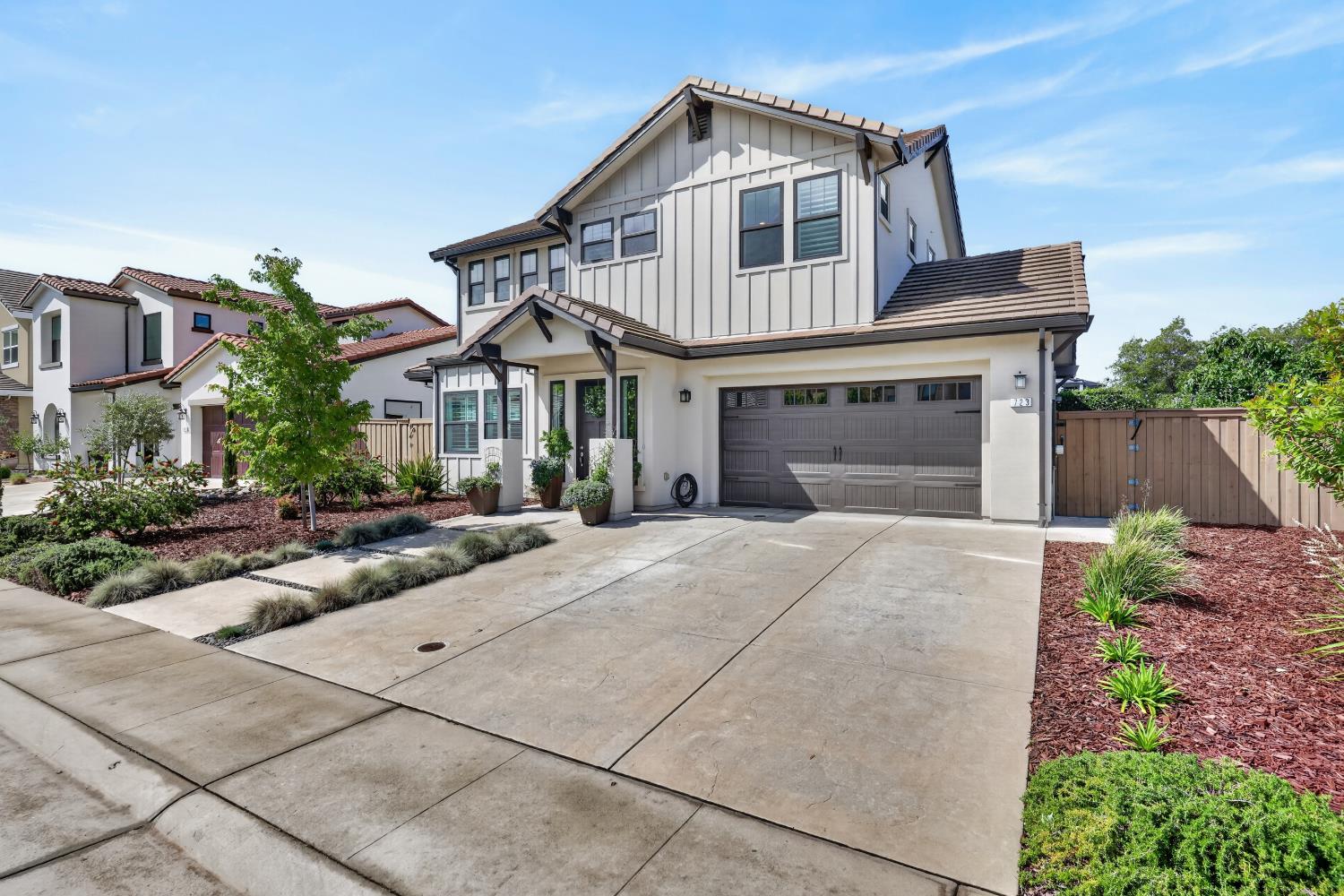 723 Oliver Court