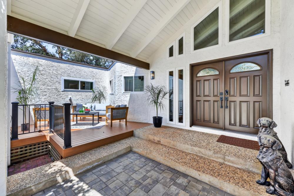 2827 Stephens Lane