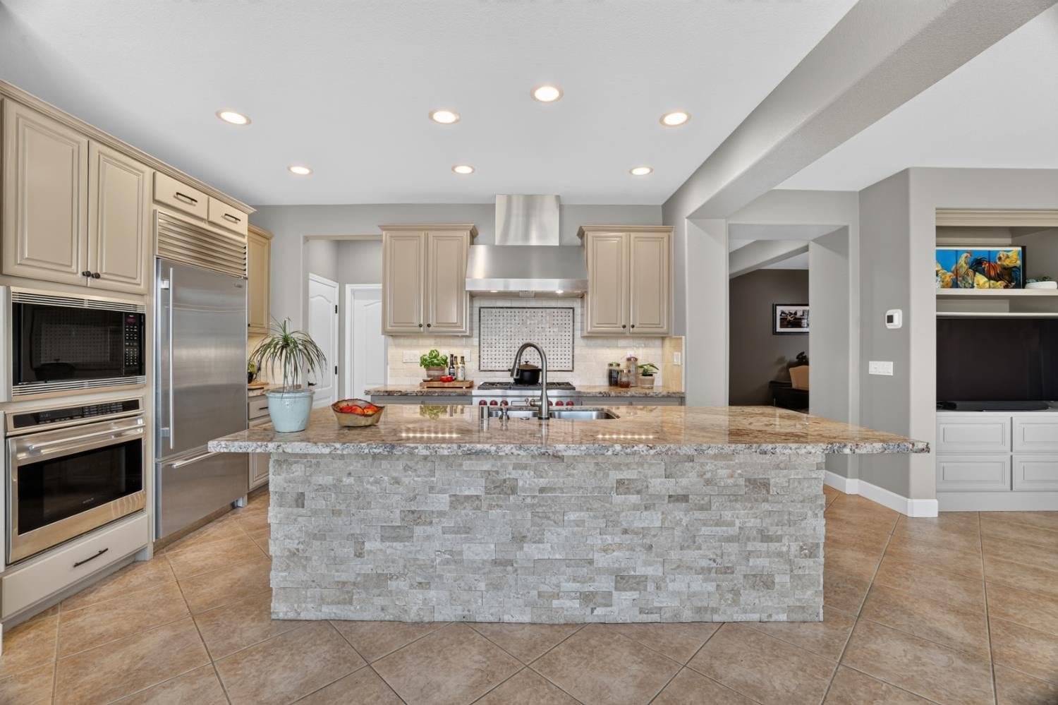 8030 Damico Drive