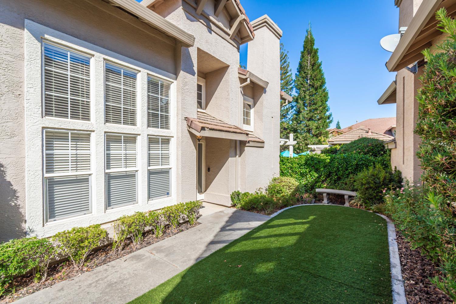 9925 Villa Granito Lane