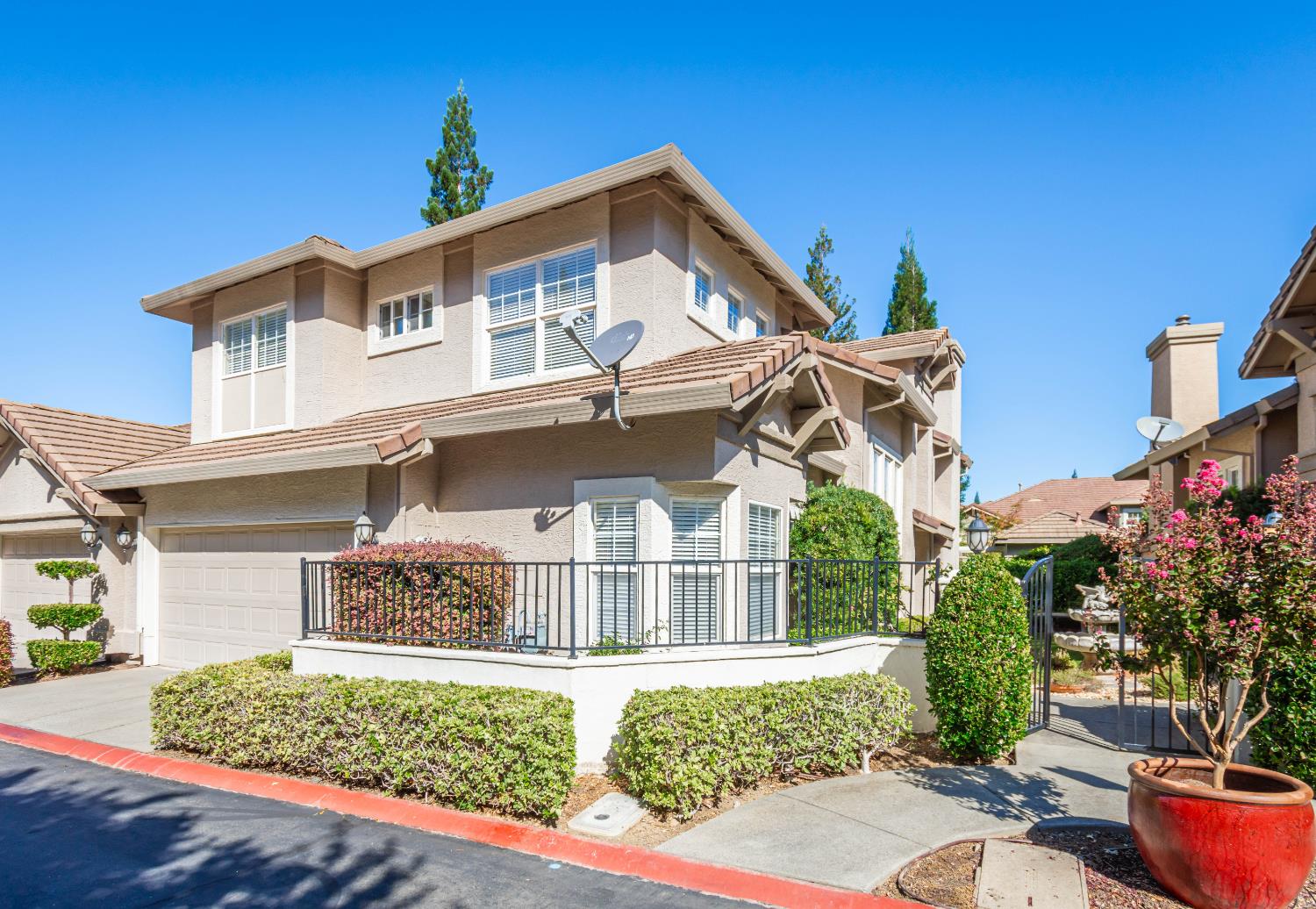 9925 Villa Granito Lane