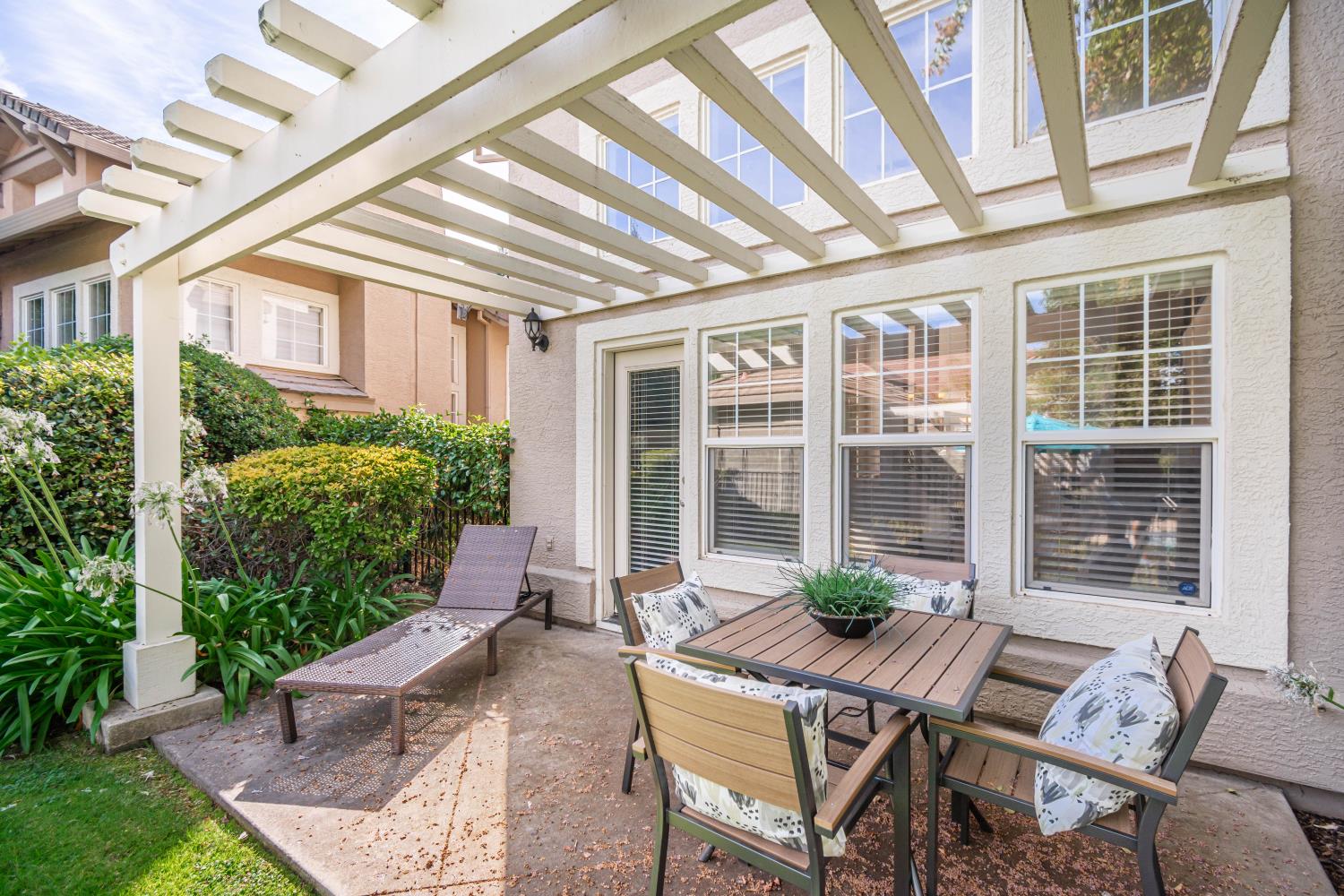 9925 Villa Granito Lane