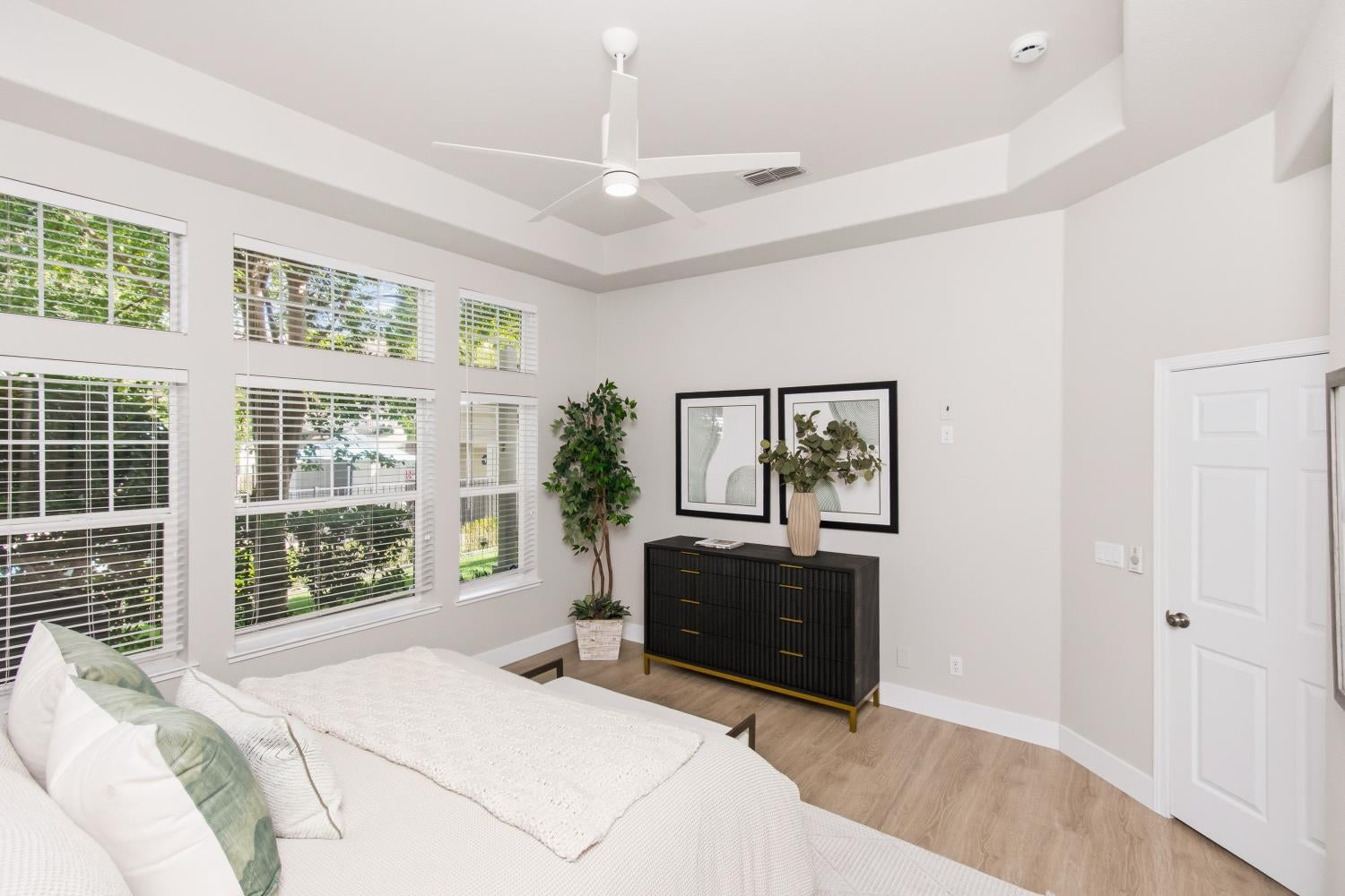 9925 Villa Granito Lane