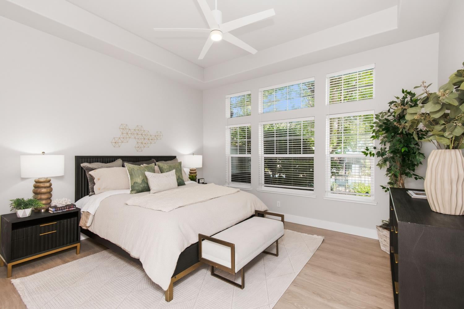 9925 Villa Granito Lane
