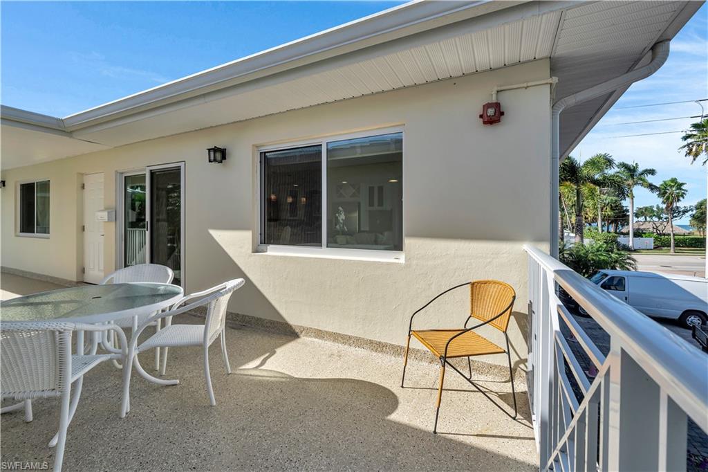 1950 Gulf Shore BLVD N # 201