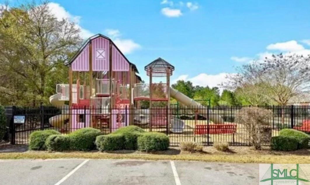 89 Coopers Lane