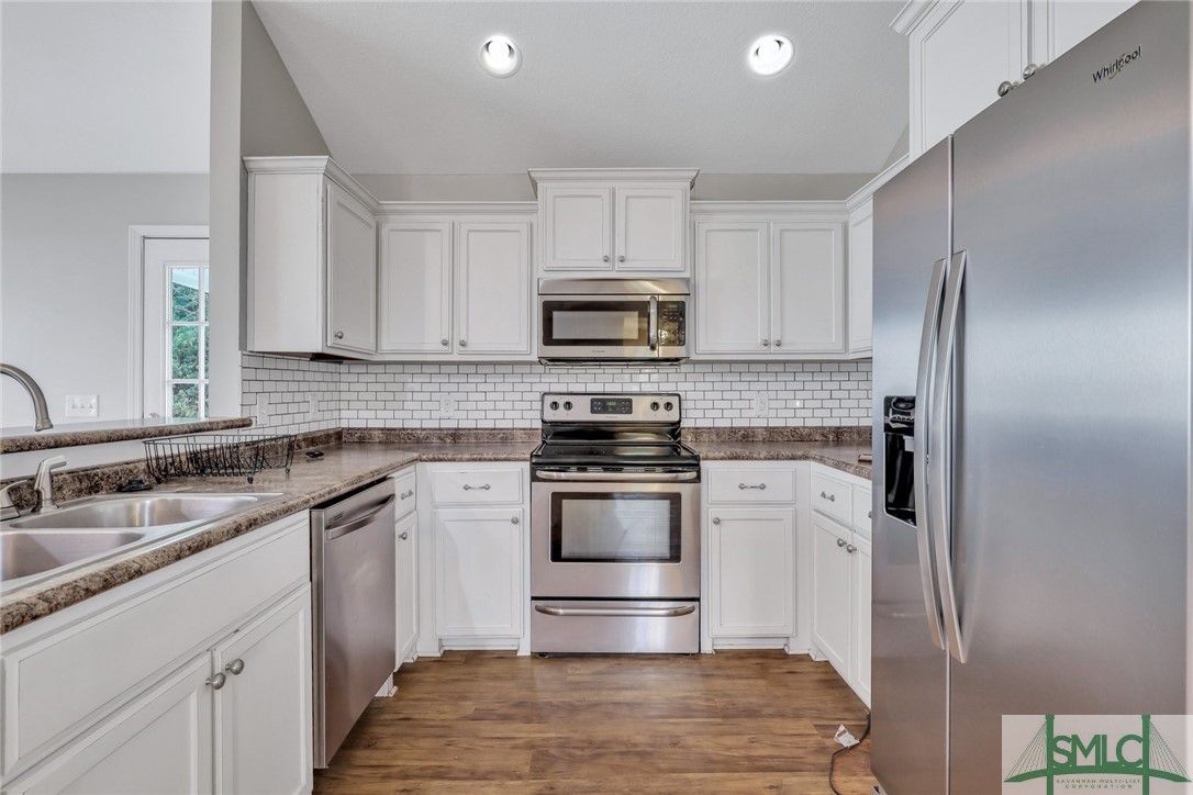 306 Madison Oaks Drive