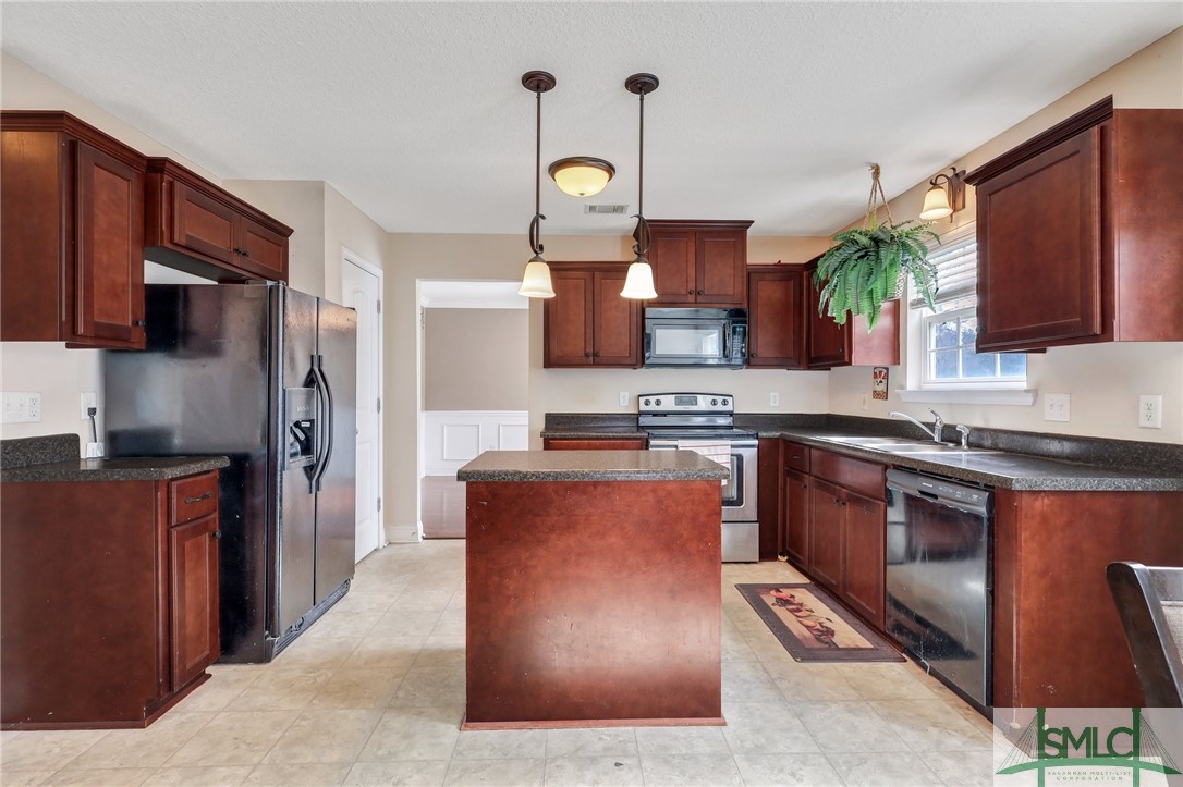 159 Pine View Road SE
