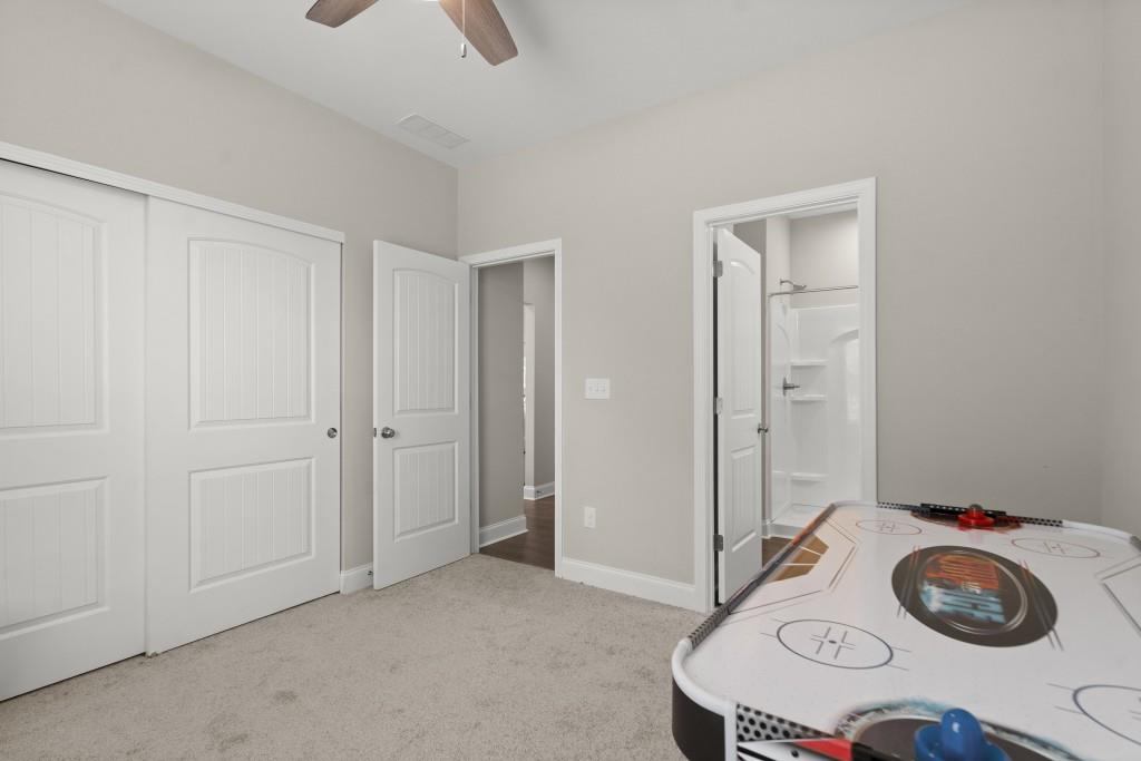 8015 Scenic Ridge Way