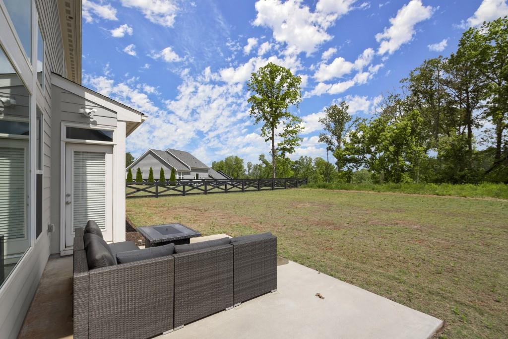 8015 Scenic Ridge Way