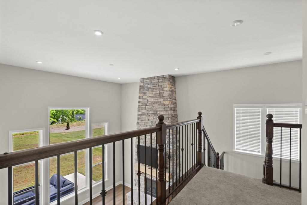 8015 Scenic Ridge Way