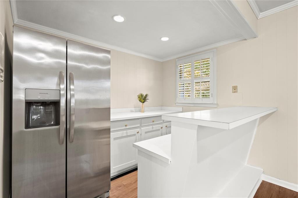 1728 Stonecliff Court