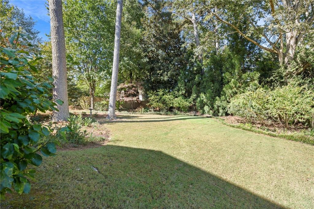 1728 Stonecliff Court