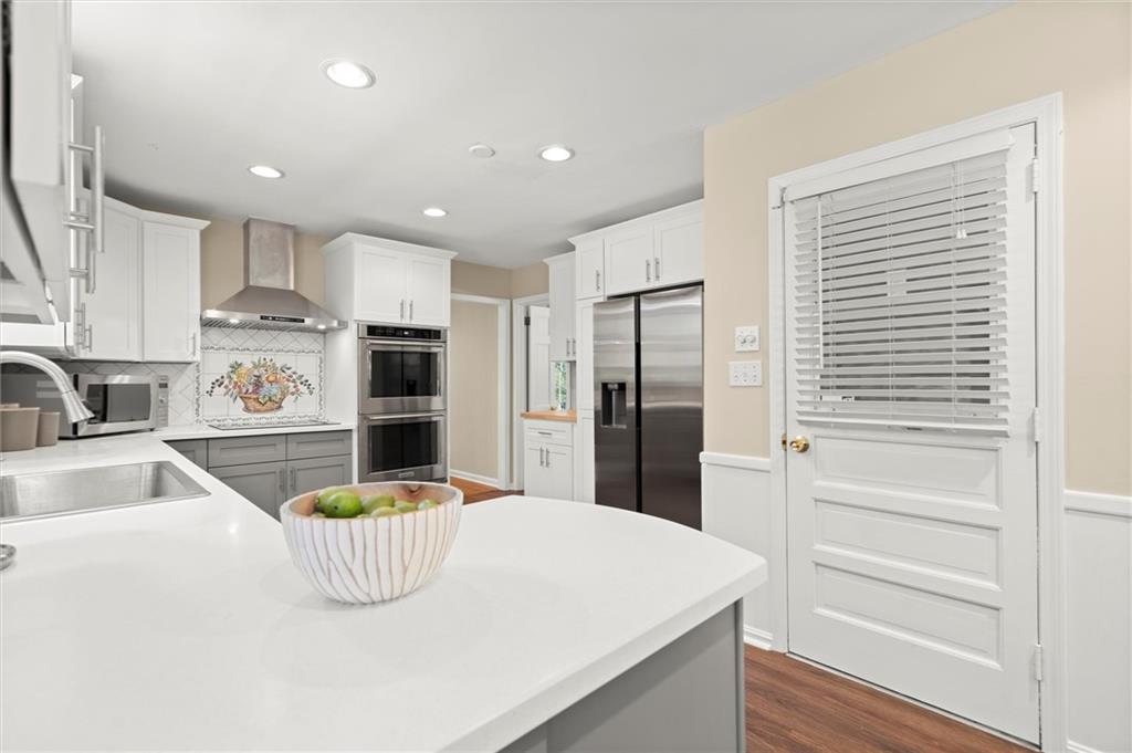 1728 Stonecliff Court