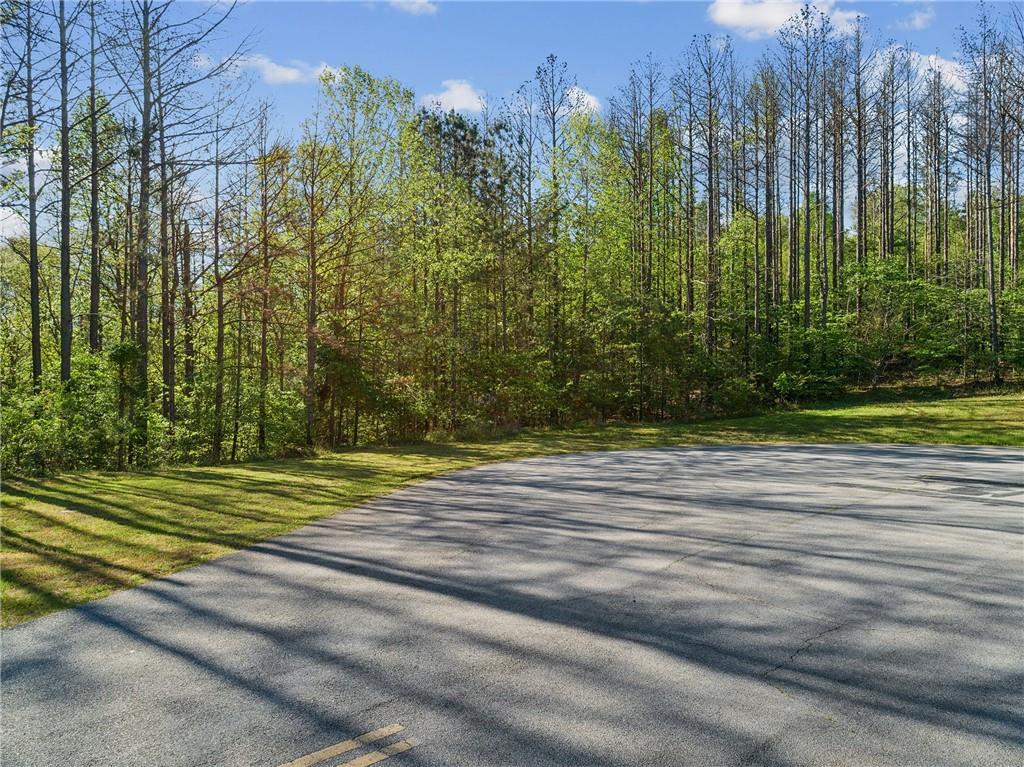 11 Harris Loop