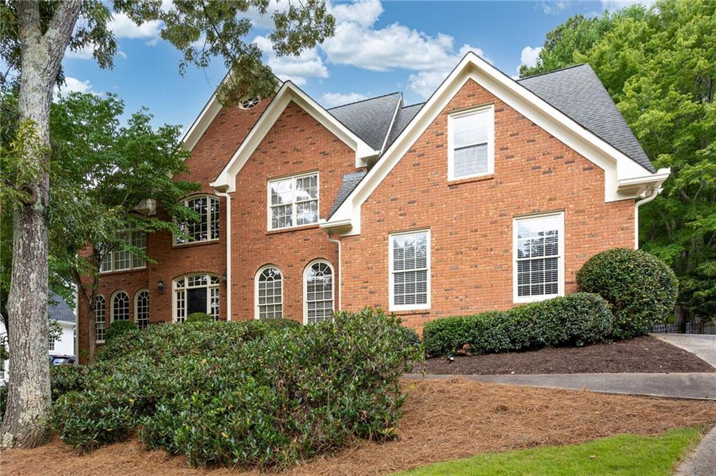 701 Crossfire Ridge NW