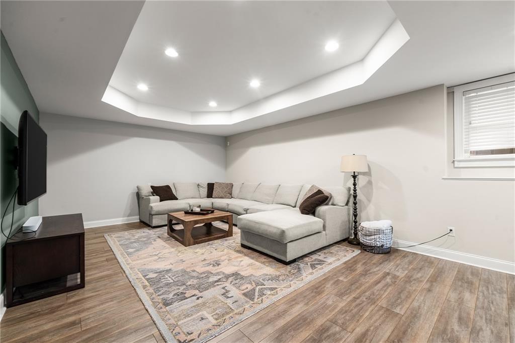 4910 Bettes Court