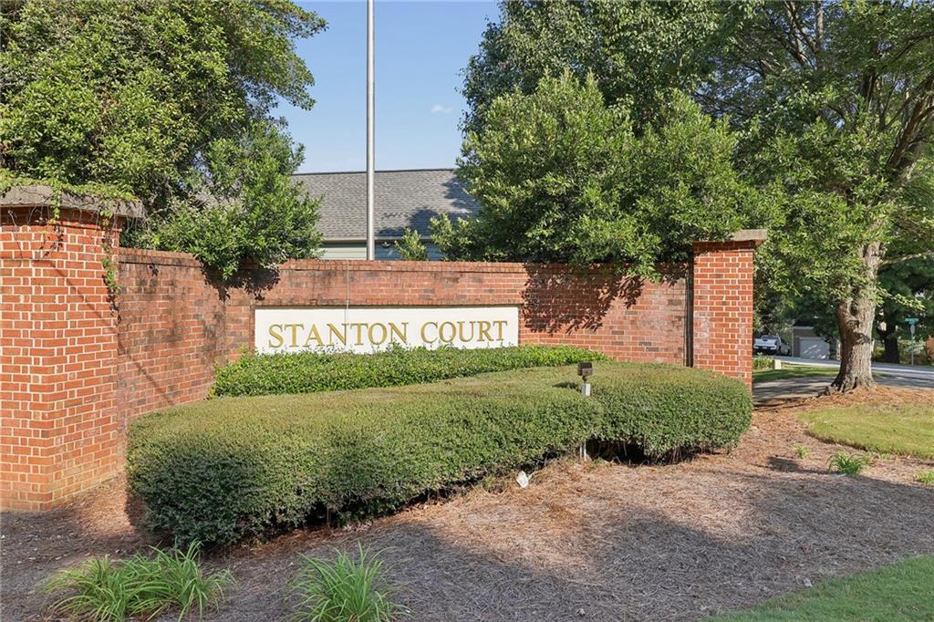4076 Beaver Oaks Drive