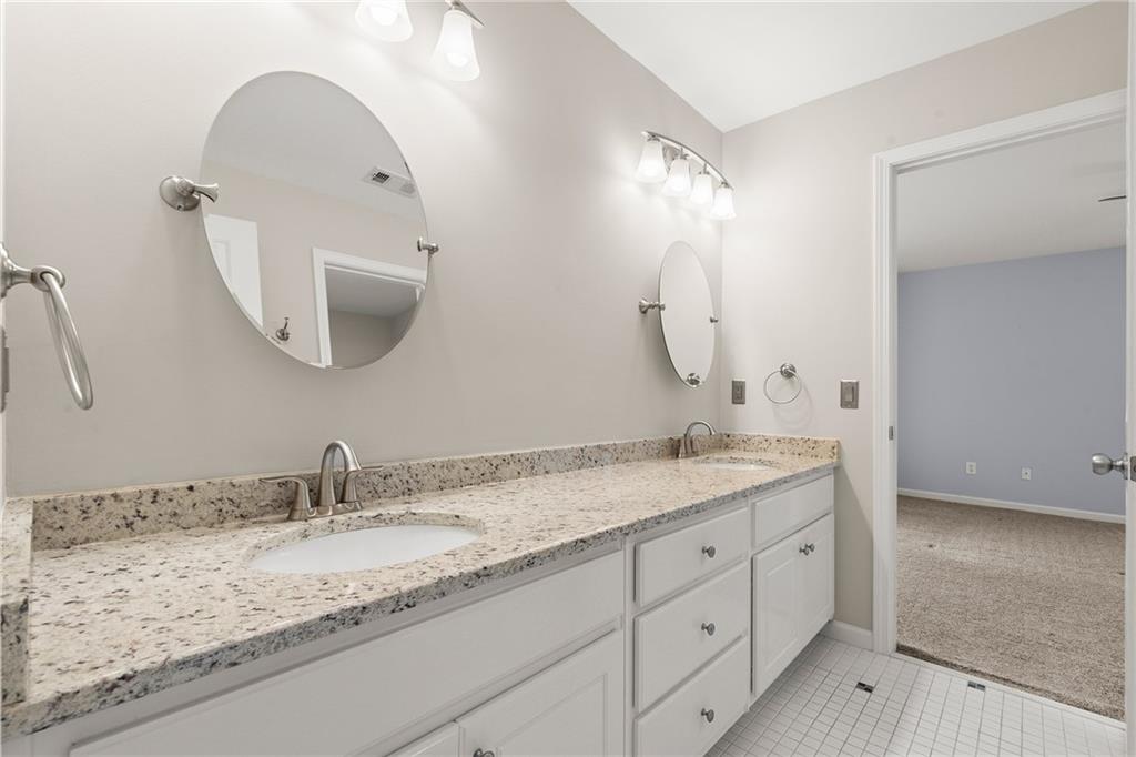 305 Willow Oak Court