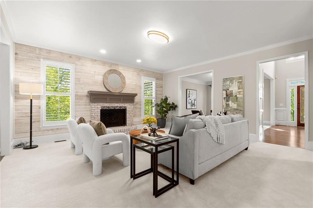 305 Willow Oak Court