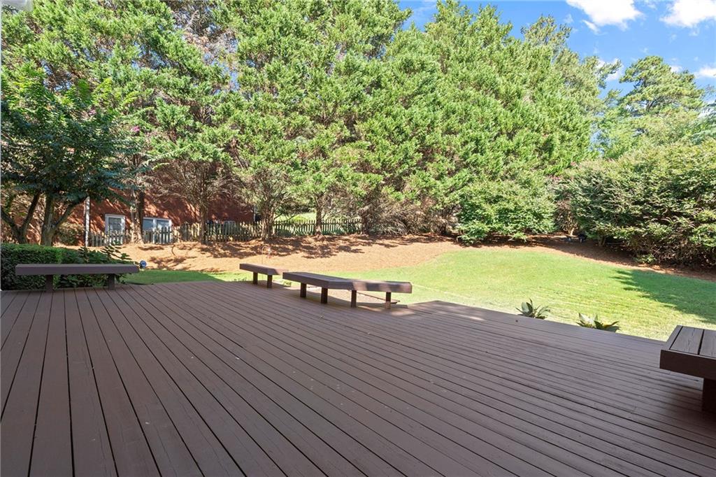 305 Willow Oak Court