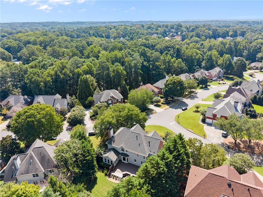 305 Willow Oak Court