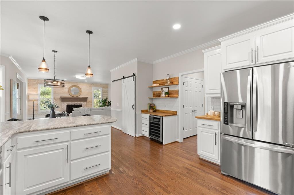 305 Willow Oak Court