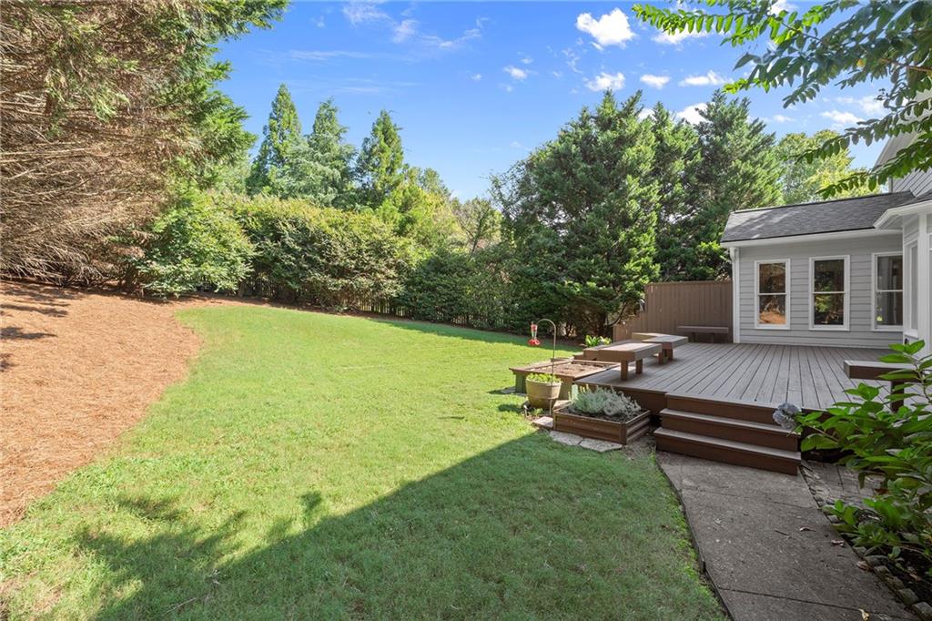 305 Willow Oak Court