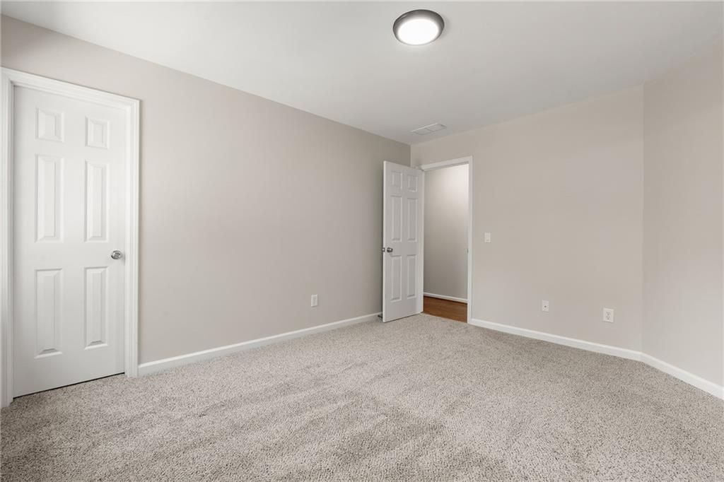 305 Willow Oak Court