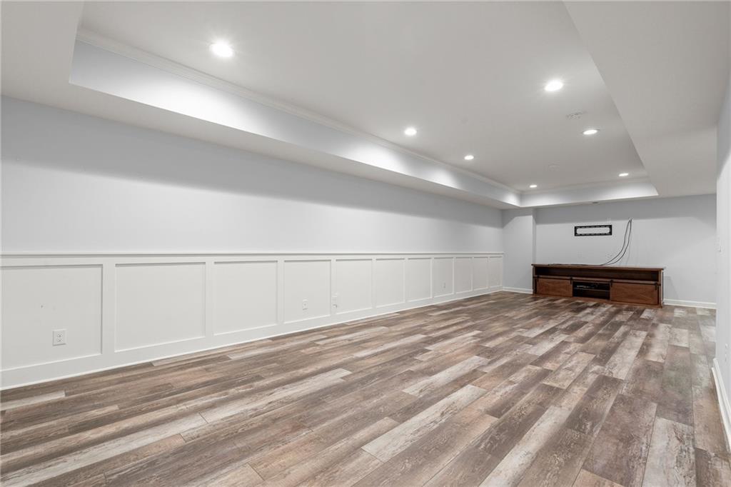 305 Willow Oak Court