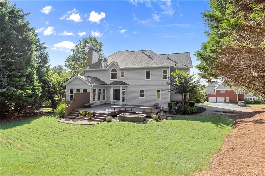 305 Willow Oak Court
