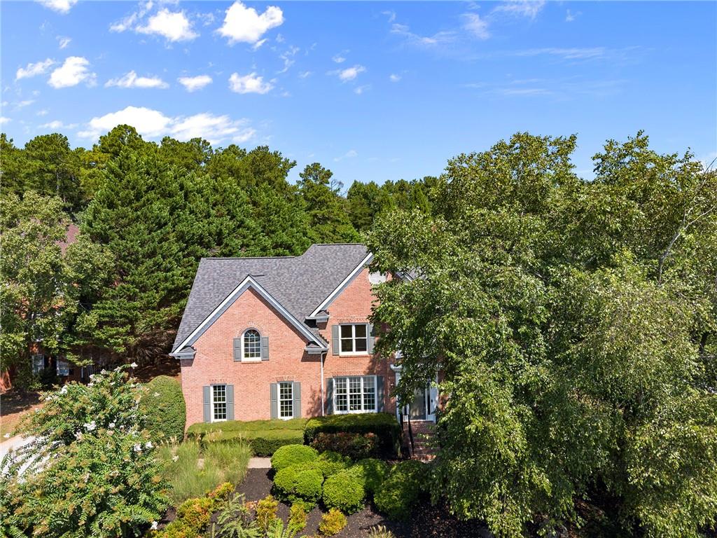 305 Willow Oak Court