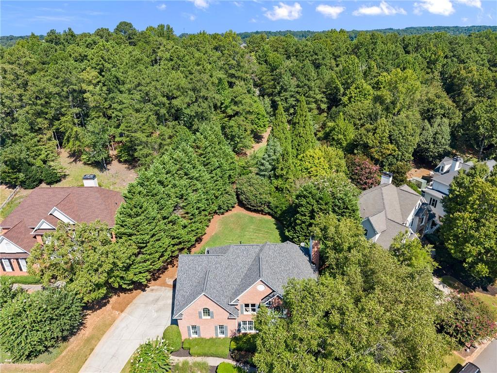 305 Willow Oak Court
