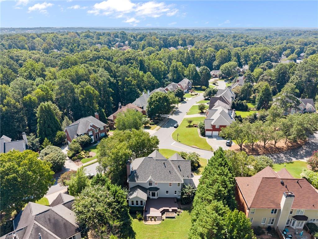 305 Willow Oak Court