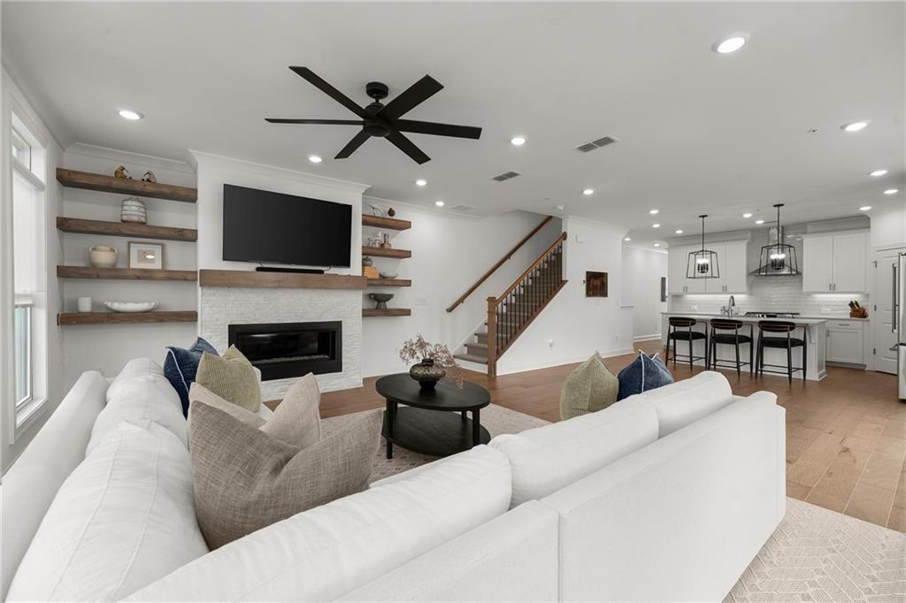 431 Olmstead Way