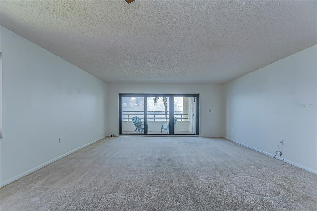 135 1ST ST E #102