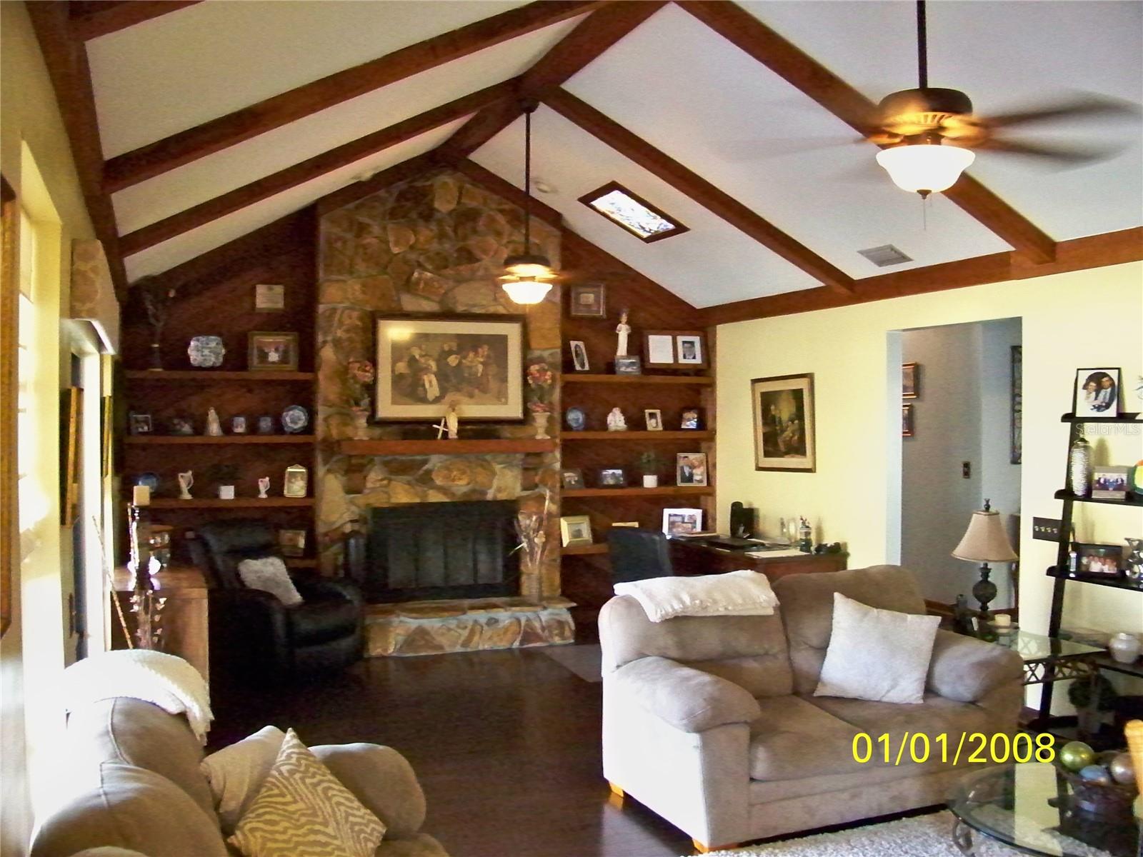 2209 WILDWOOD HOLLOW DR